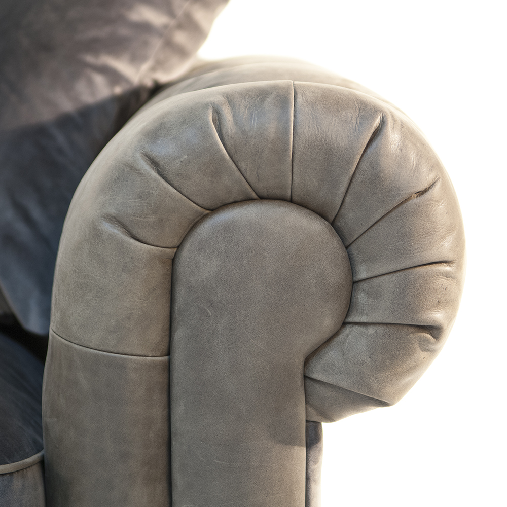 Alexander and James Franklin Maxi Sofa Kings